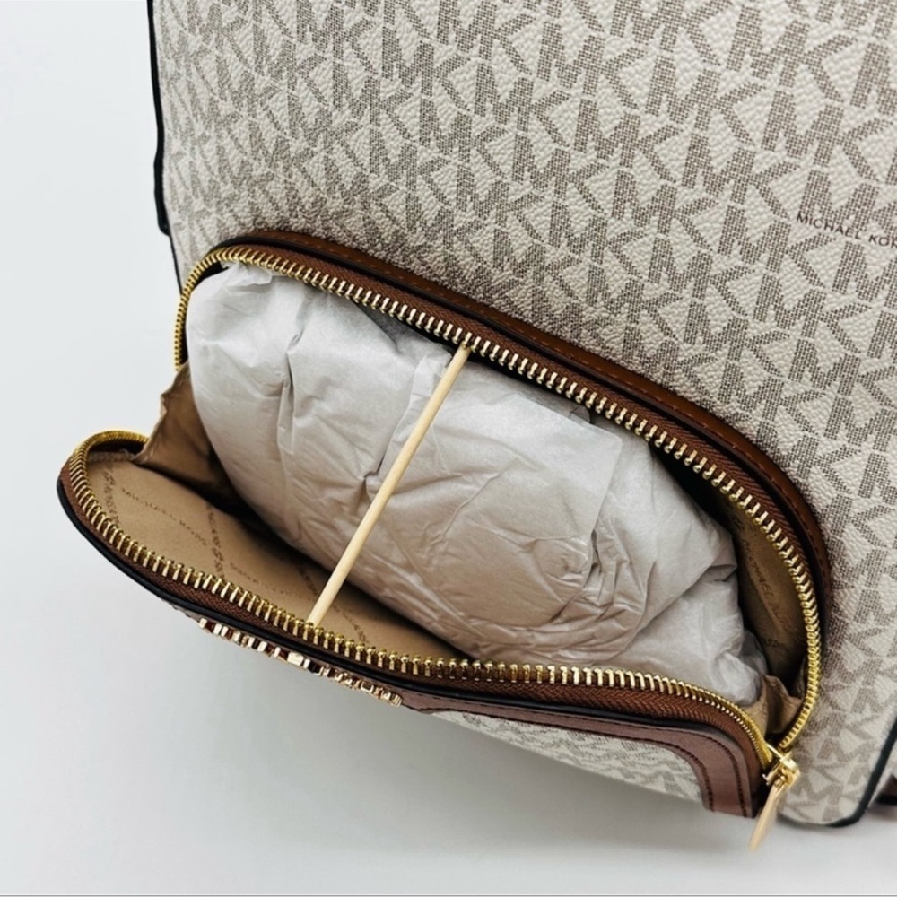 Michael Kors Medium Jaycee Zip Packet Backpack Vanilla - Picture 7 of 12